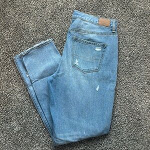 American Eagle Distressed Mom Jeans